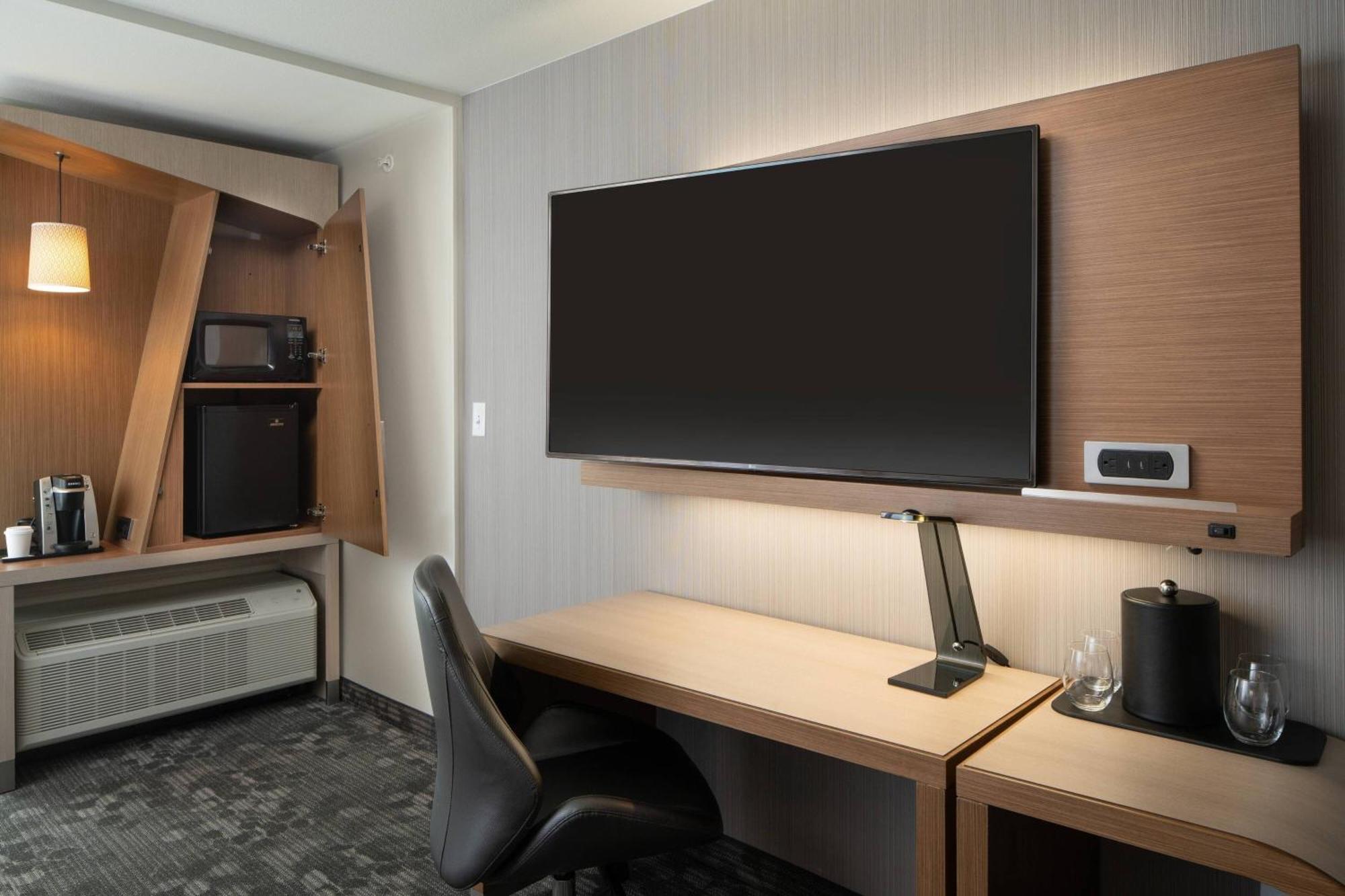 คอร์ตยาร์ด บาย แมริออท ลาฟาแยต เซาท์ Hotel ลาฟาแย็ตต์ ภายนอก รูปภาพ